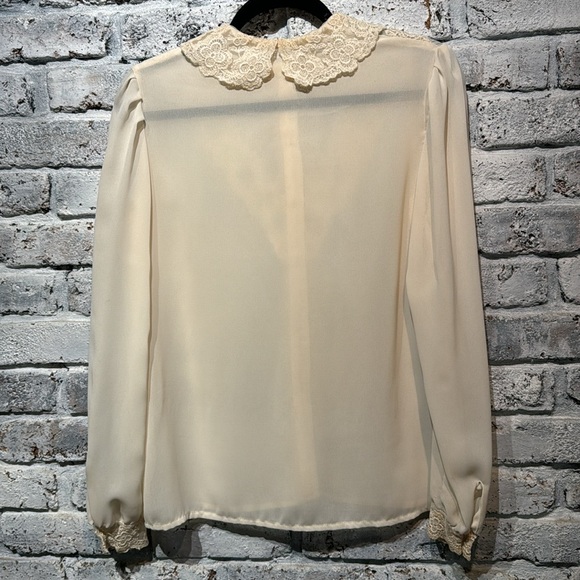 Vintage Lace Blouse by Gemilli - Picture 7 of 10